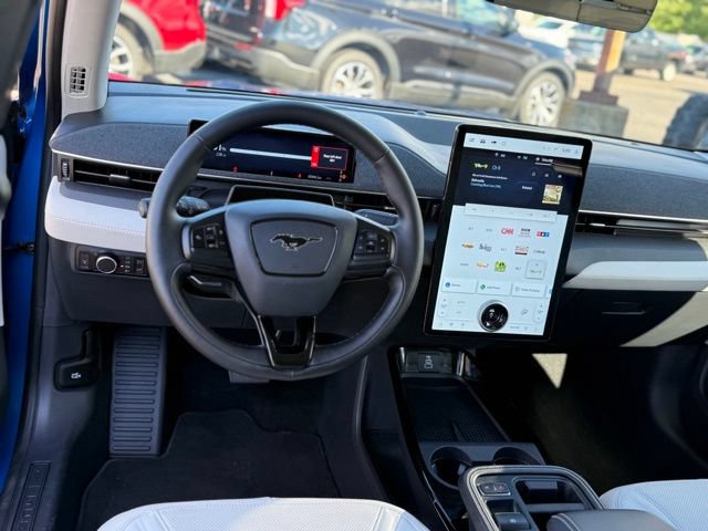 Certified 2025 Ford Mustang Mach-E Premium AWD/4WD image 6