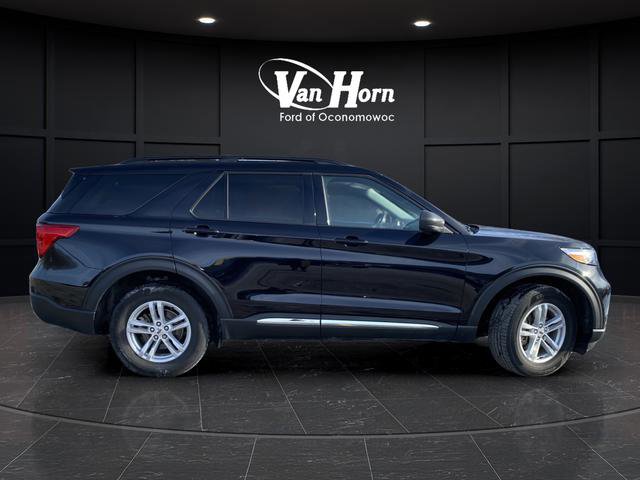 Certified 2023 Ford Explorer XLT w/ Equipment Group 202A image 4