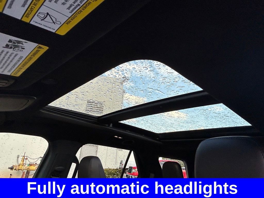 Certified 2025 Ford Explorer Platinum w/ Ultimate Package AWD/4WD image 12