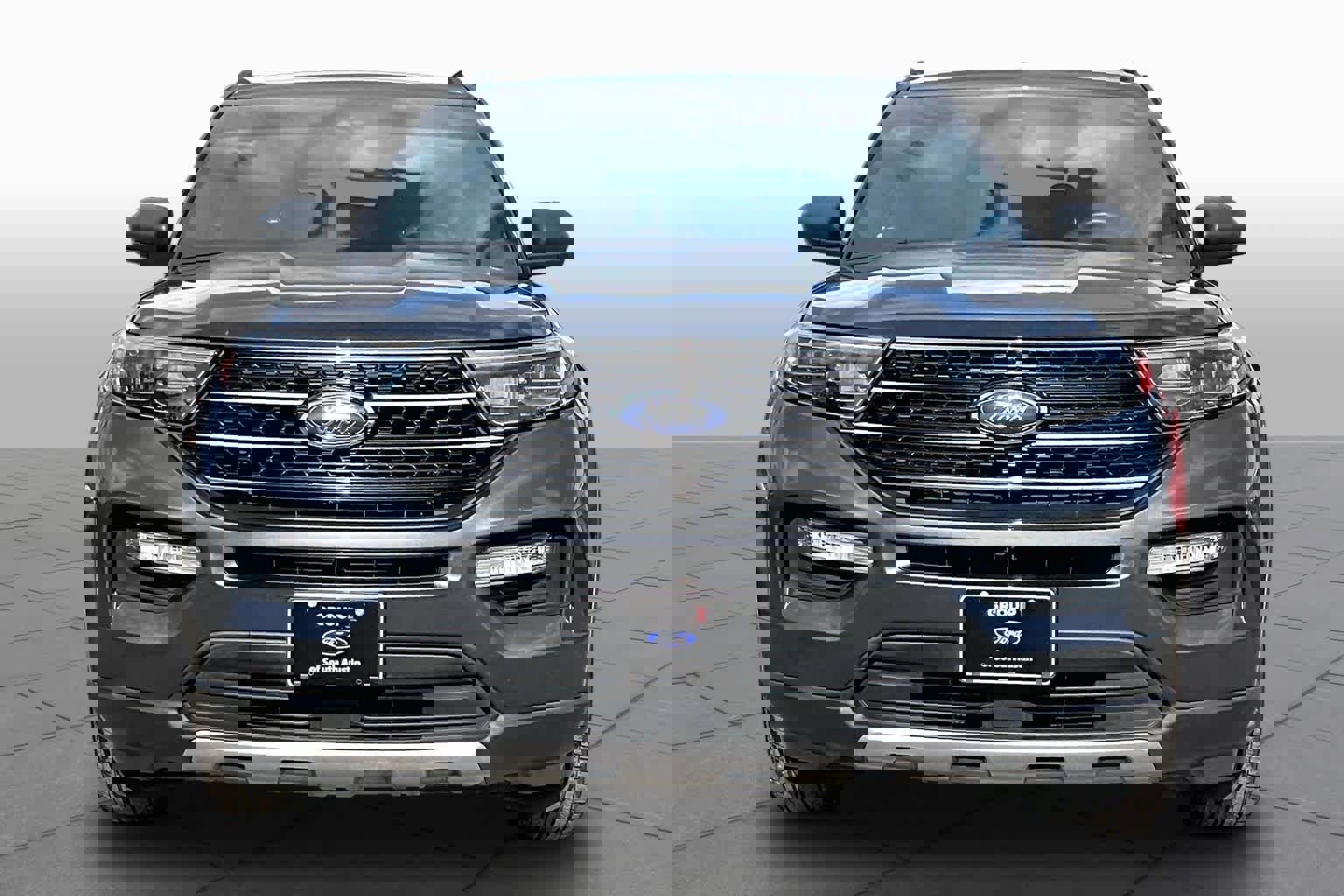 Certified 2020 Ford Explorer XLT w/ Equipment Group 202A RWD image 6