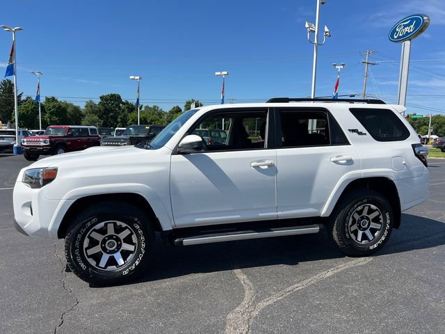 Used 2023 Toyota 4Runner TRD Off-Road AWD/4WD image 3