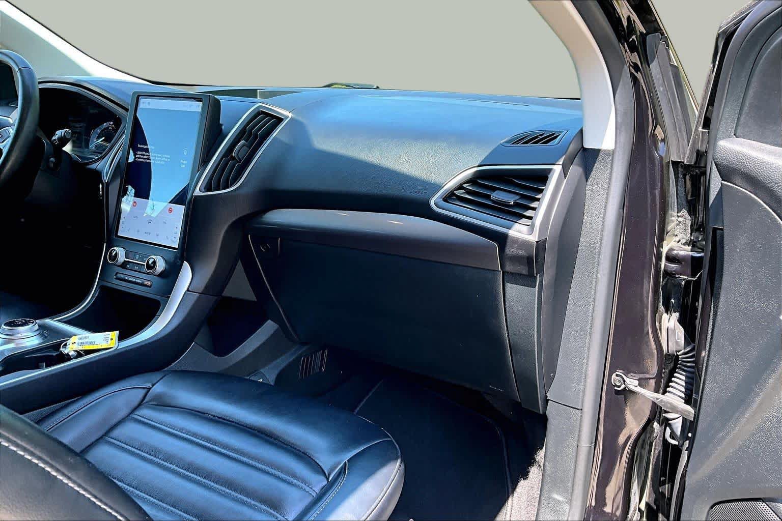 Certified 2024 Ford Edge SEL AWD/4WD image 19