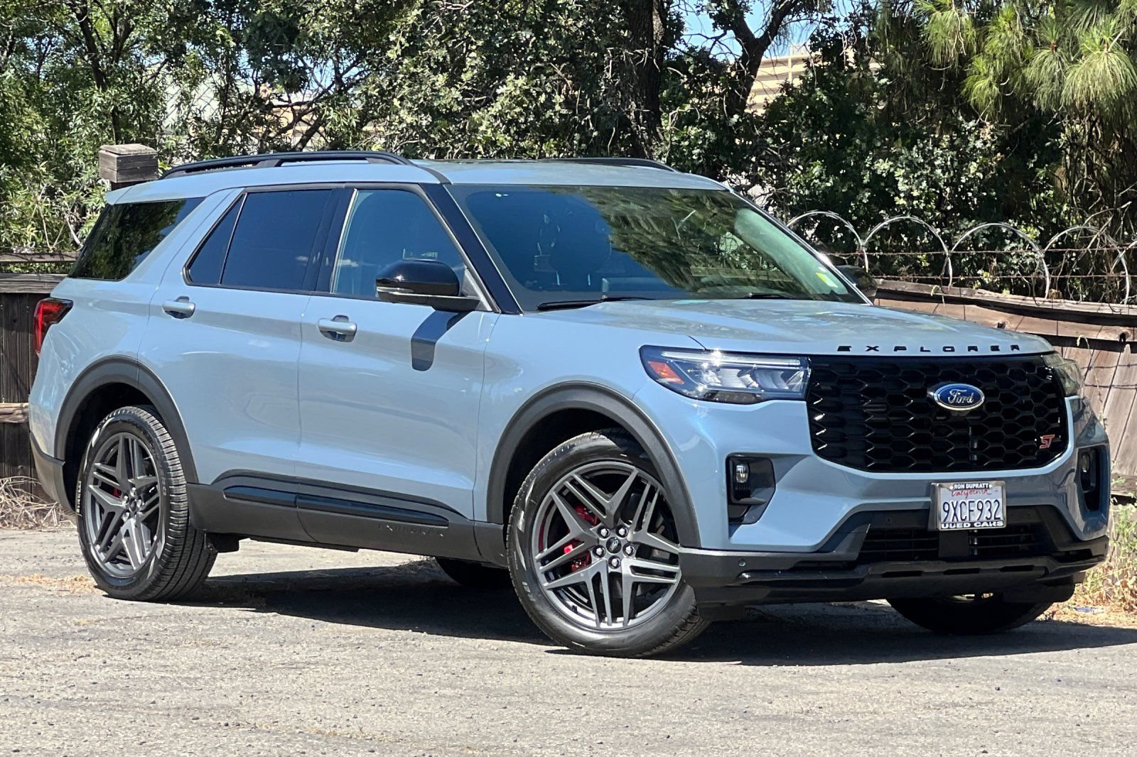 Certified 2025 Ford Explorer ST w/ Sun And Sound Package AWD/4WD image 2