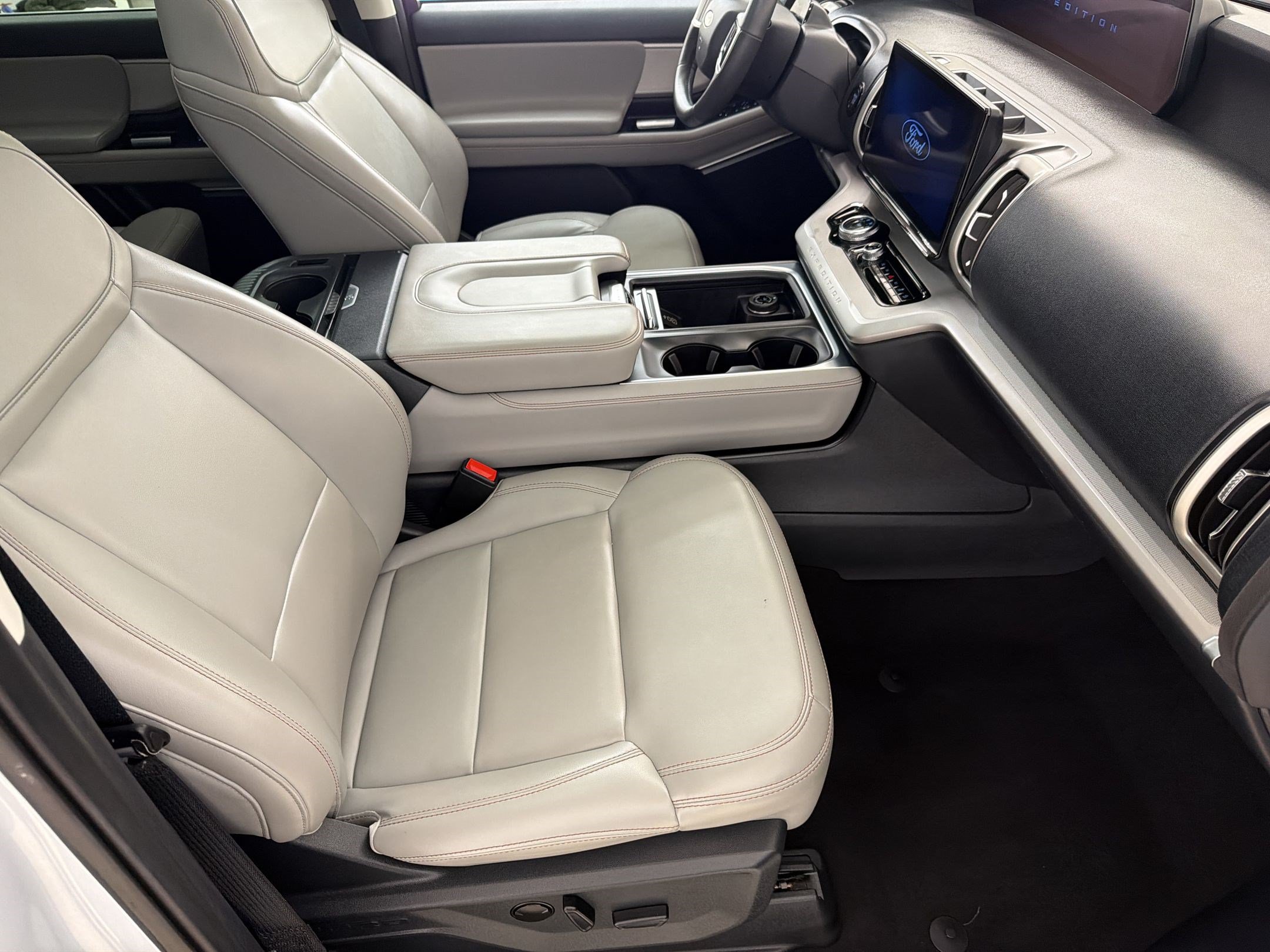 Certified 2025 Ford Expedition Max Active AWD/4WD image 21