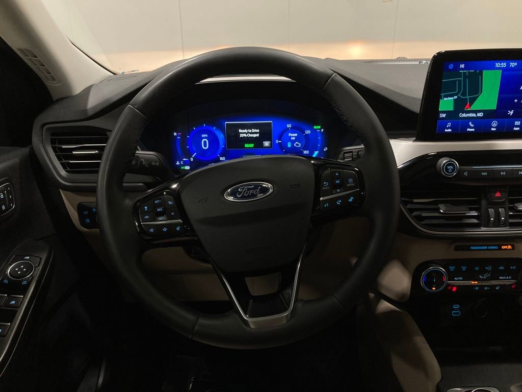 Certified 2022 Ford Escape SEL w/ Technology Package image 21