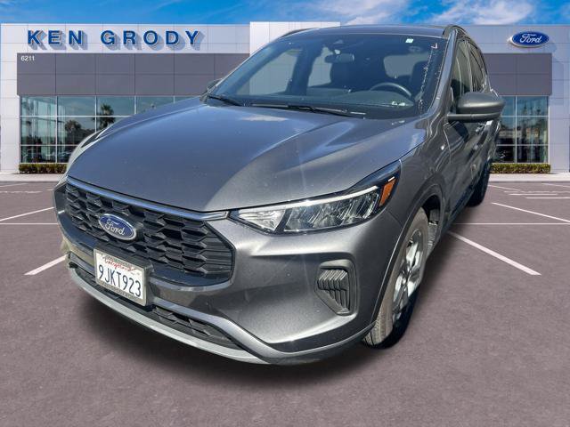 Certified 2023 Ford Escape ST-Line w/ Equipment Group 301A FWD image 4