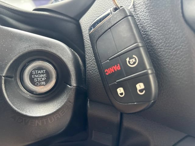 Used 2023 Jeep Renegade Trailhawk AWD/4WD image 22