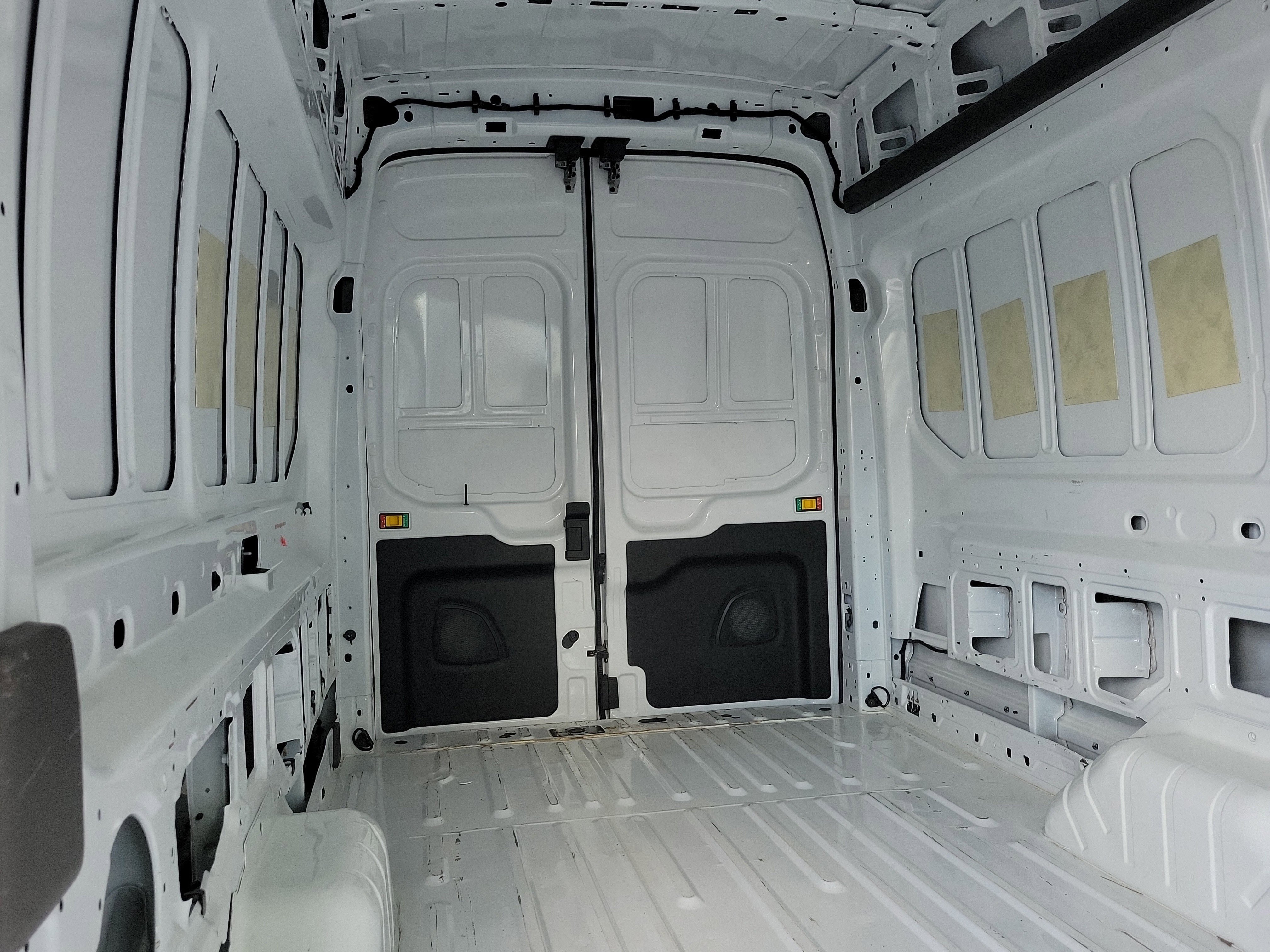 Certified 2025 Ford Transit 250 148 High Roof Extended RWD image 11