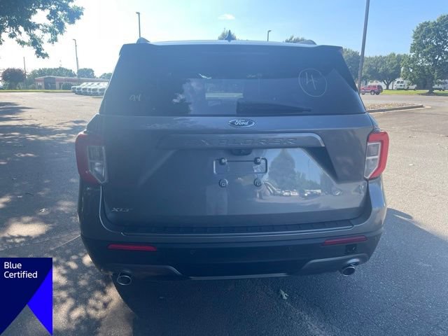 Certified 2024 Ford Explorer XLT w/ Equipment Group 202A RWD image 4