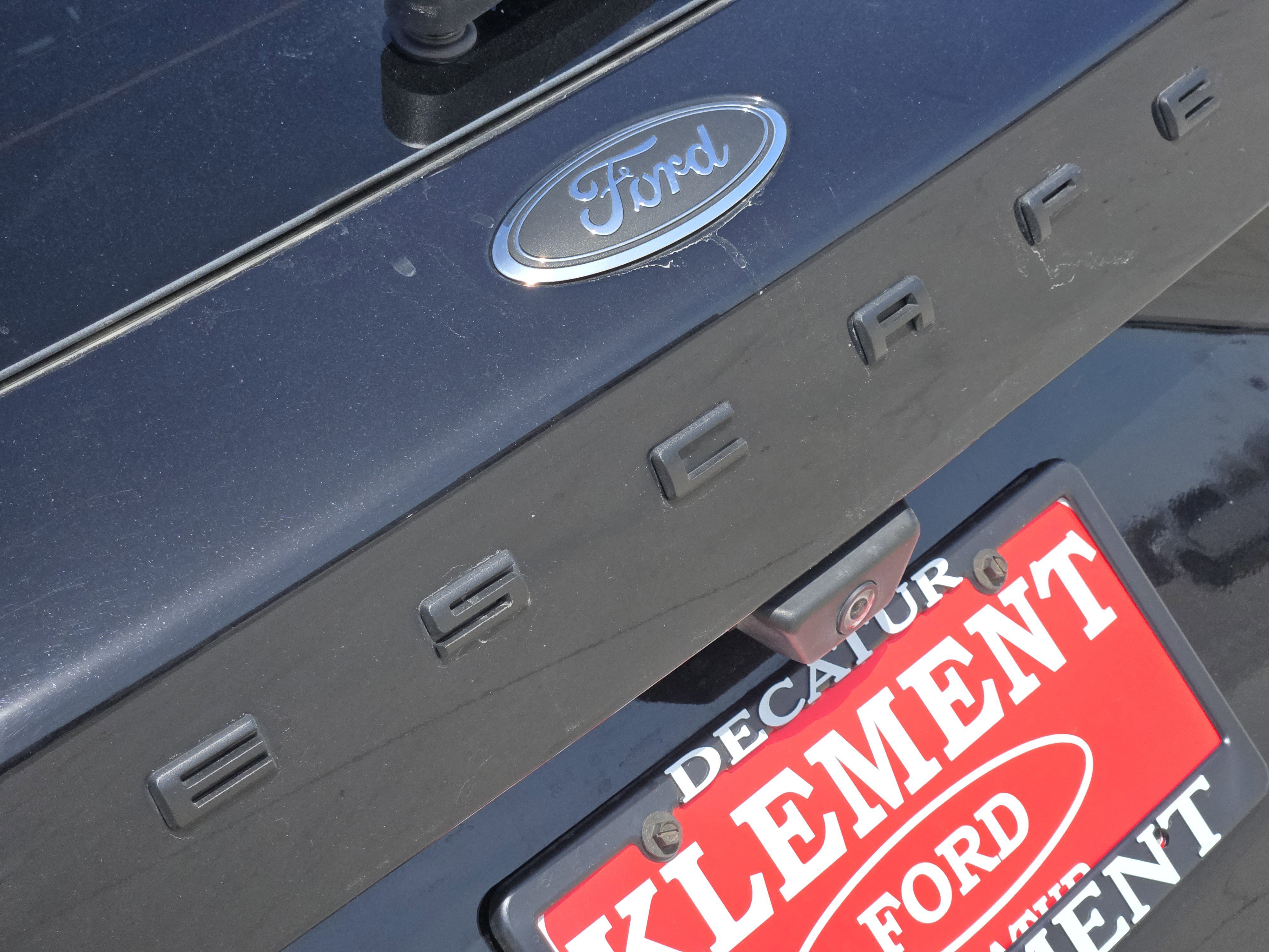 Certified 2022 Ford Escape SE w/ SE Sport Appearance Package image 10