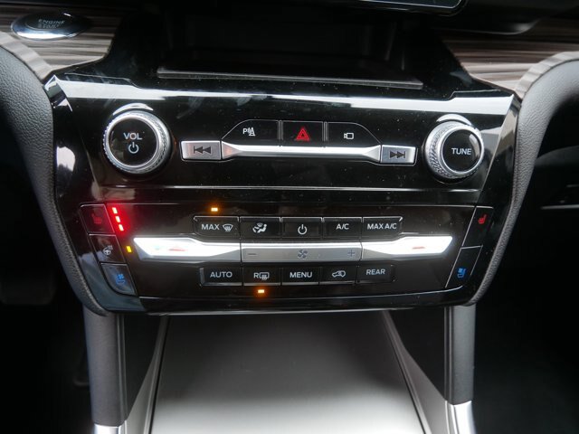 Certified 2022 Ford Explorer Limited w/ Hybrid Equipment Group 310A AWD/4WD image 28