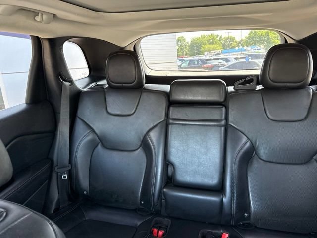 Used 2019 Jeep Cherokee Limited AWD/4WD image 28