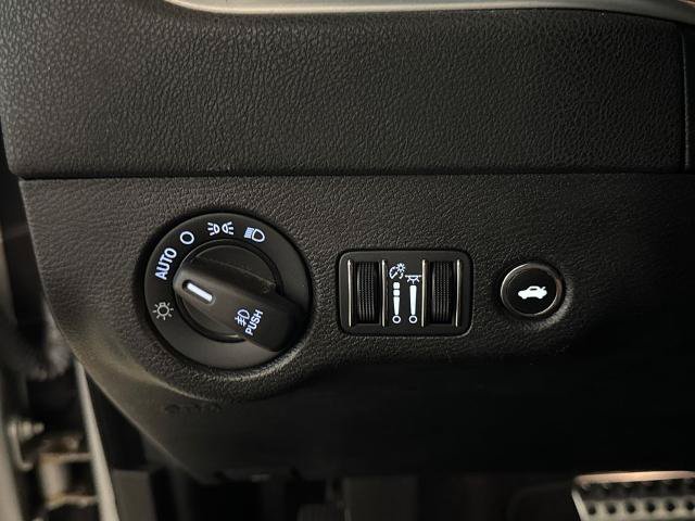 Used 2020 Dodge Charger GT RWD image 18