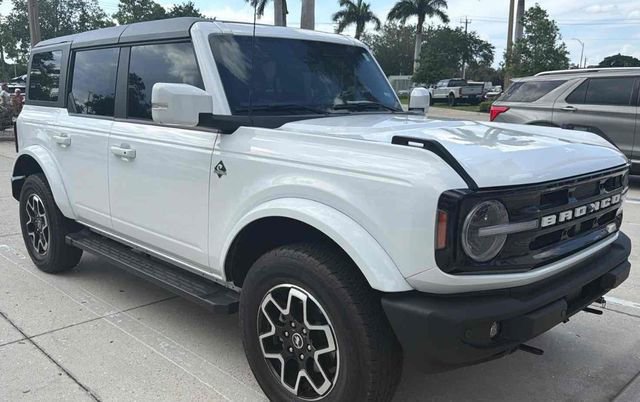 Certified 2024 Ford Bronco Outer Banks AWD/4WD image 4