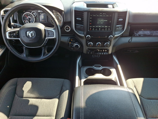 Used 2021 RAM 1500 4x4 Crew Cab image 16
