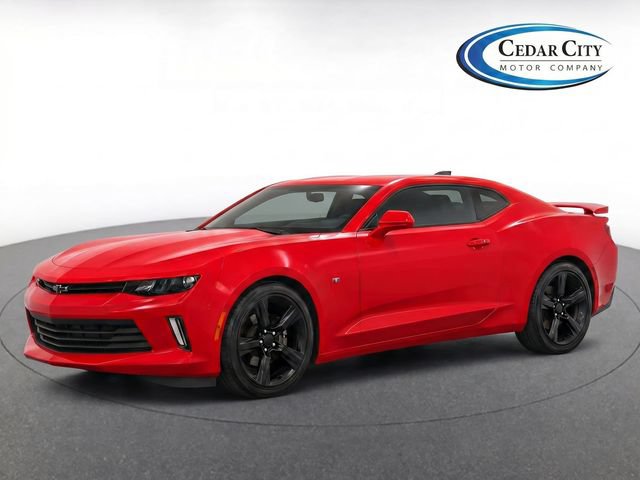 Used 2018 Chevrolet Camaro LT RWD image 2