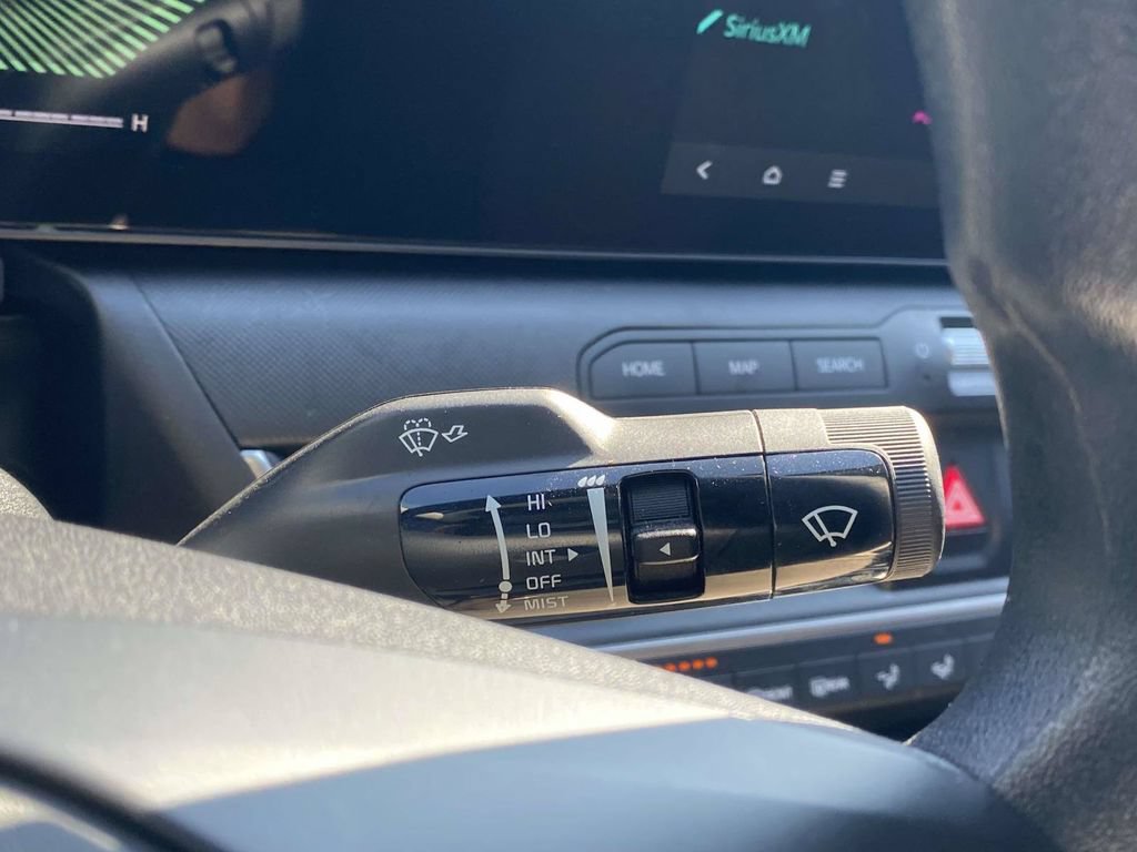 Used 2025 Kia K4 FWD image 27