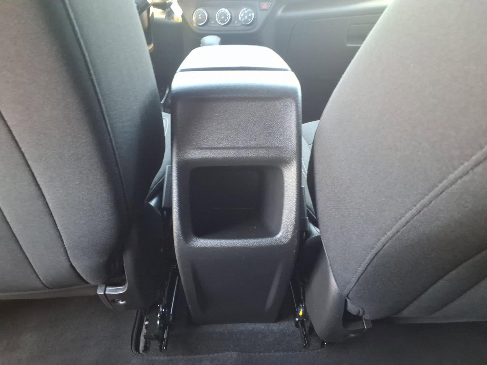 Used 2025 Chevrolet Trax RS w/ Driver Confidence Package FWD image 29