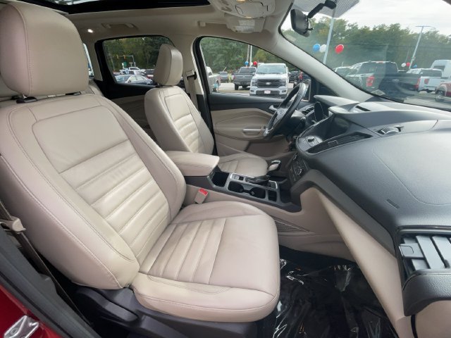 Certified 2018 Ford Escape SEL AWD/4WD image 31