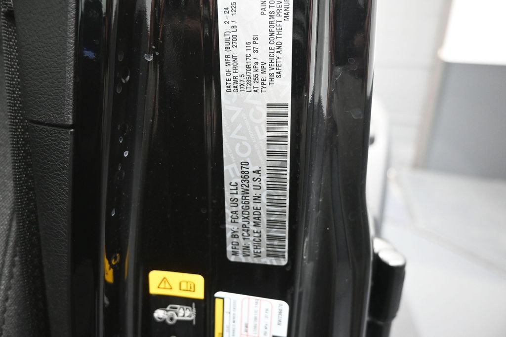 Used 2024 Jeep Wrangler Unlimited Sport AWD/4WD image 20