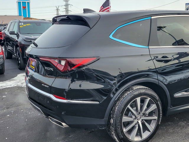 Used 2025 Acura MDX w/ Technology Package image 4