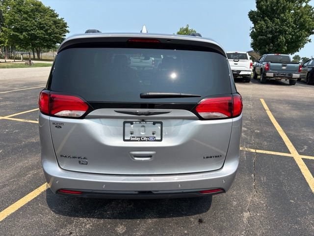 Used 2020 Chrysler Pacifica Limited FWD image 11