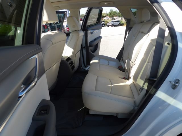 Used 2021 Cadillac XT5 Premium Luxury FWD image 29