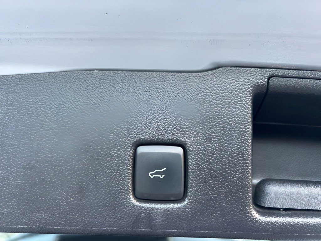 Certified 2023 Ford Escape ST-Line image 17