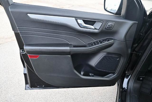 Certified 2023 Ford Escape Platinum image 21