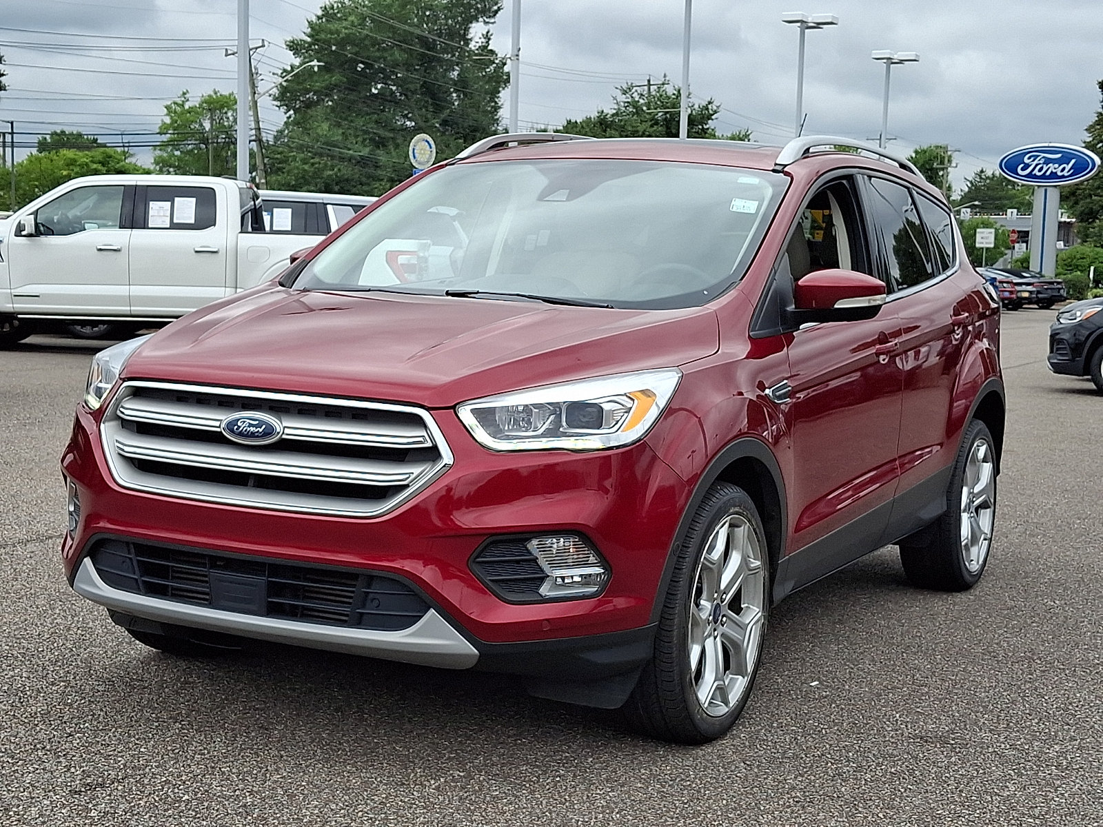 Certified 2018 Ford Escape Titanium w/ Ford Safe & Smart Package AWD/4WD image 4