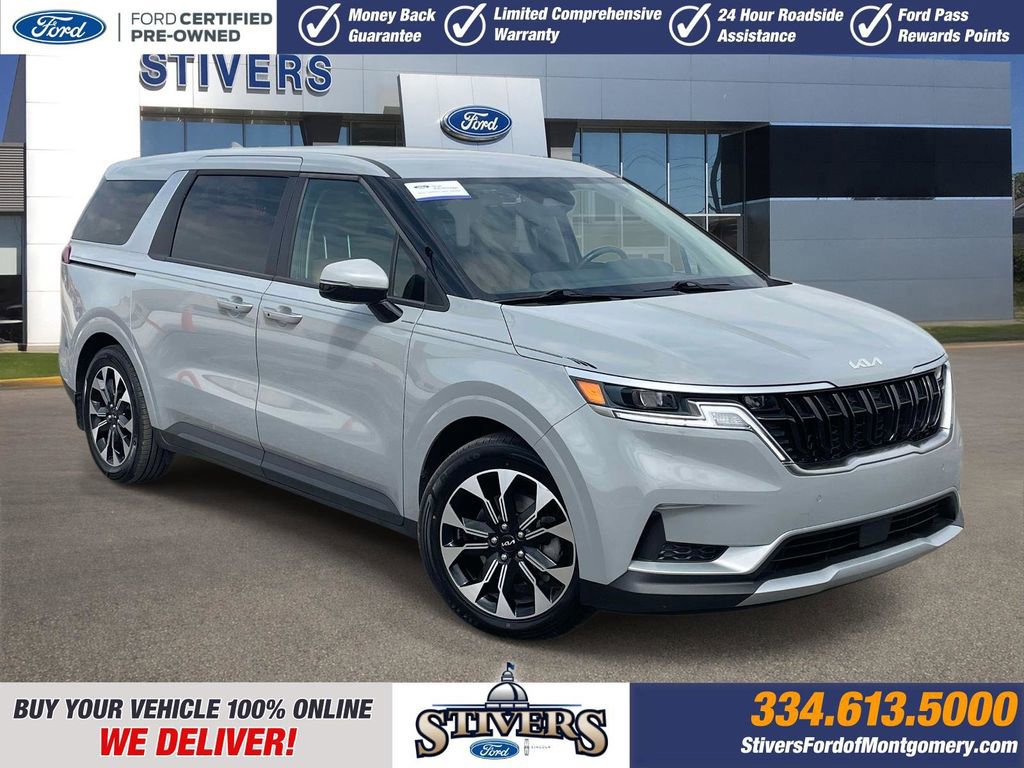 Used 2024 Kia Carnival EX image 7