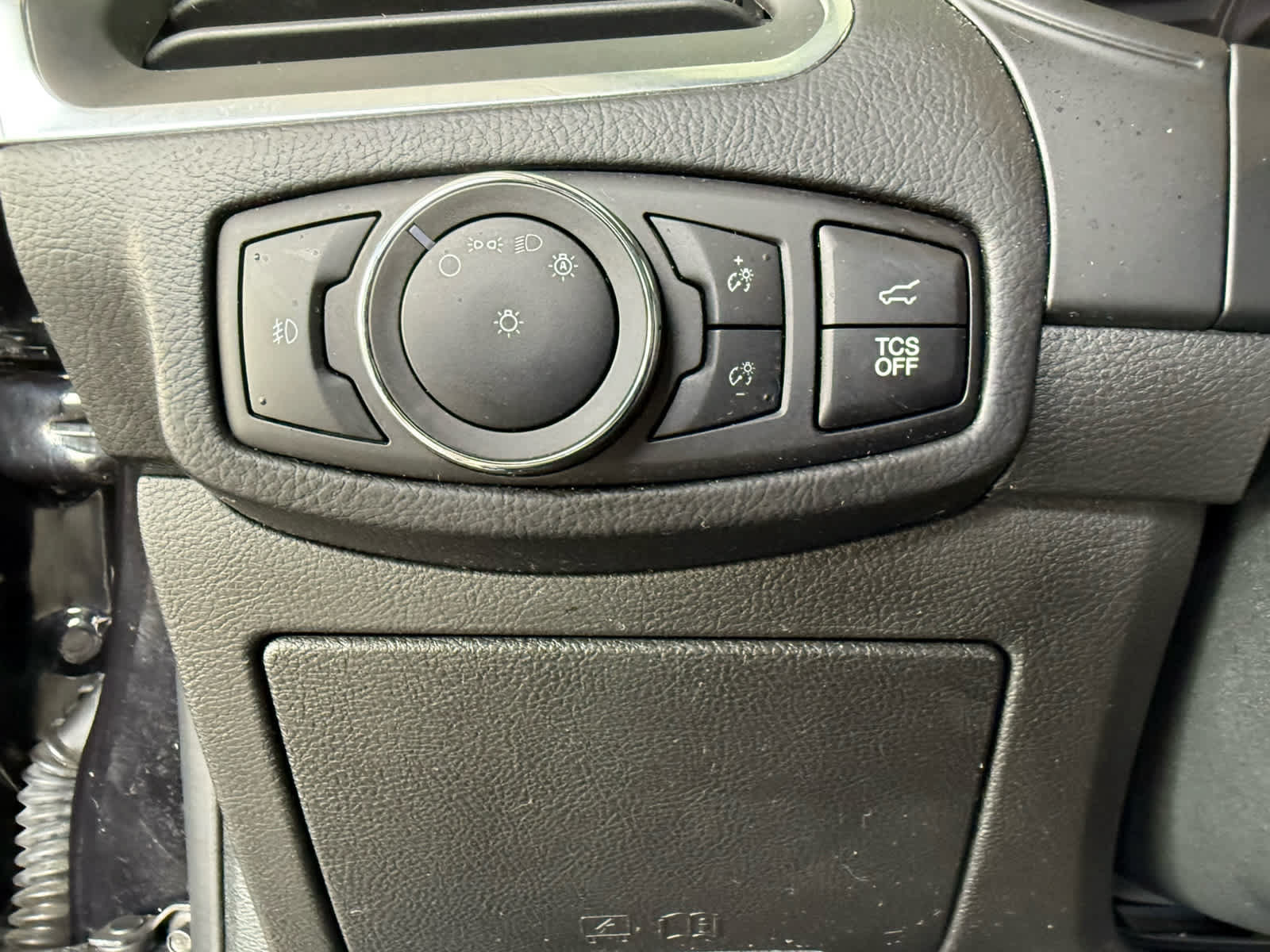 Certified 2024 Ford Edge Titanium AWD/4WD image 13
