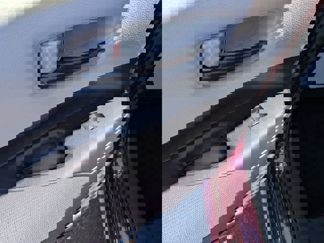 Used 2022 Toyota Corolla LE FWD image 26