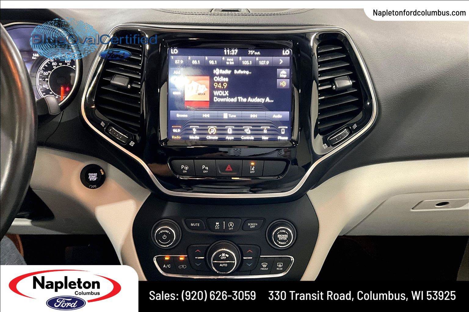Used 2019 Jeep Cherokee Limited w/ Luxury Group AWD/4WD image 32