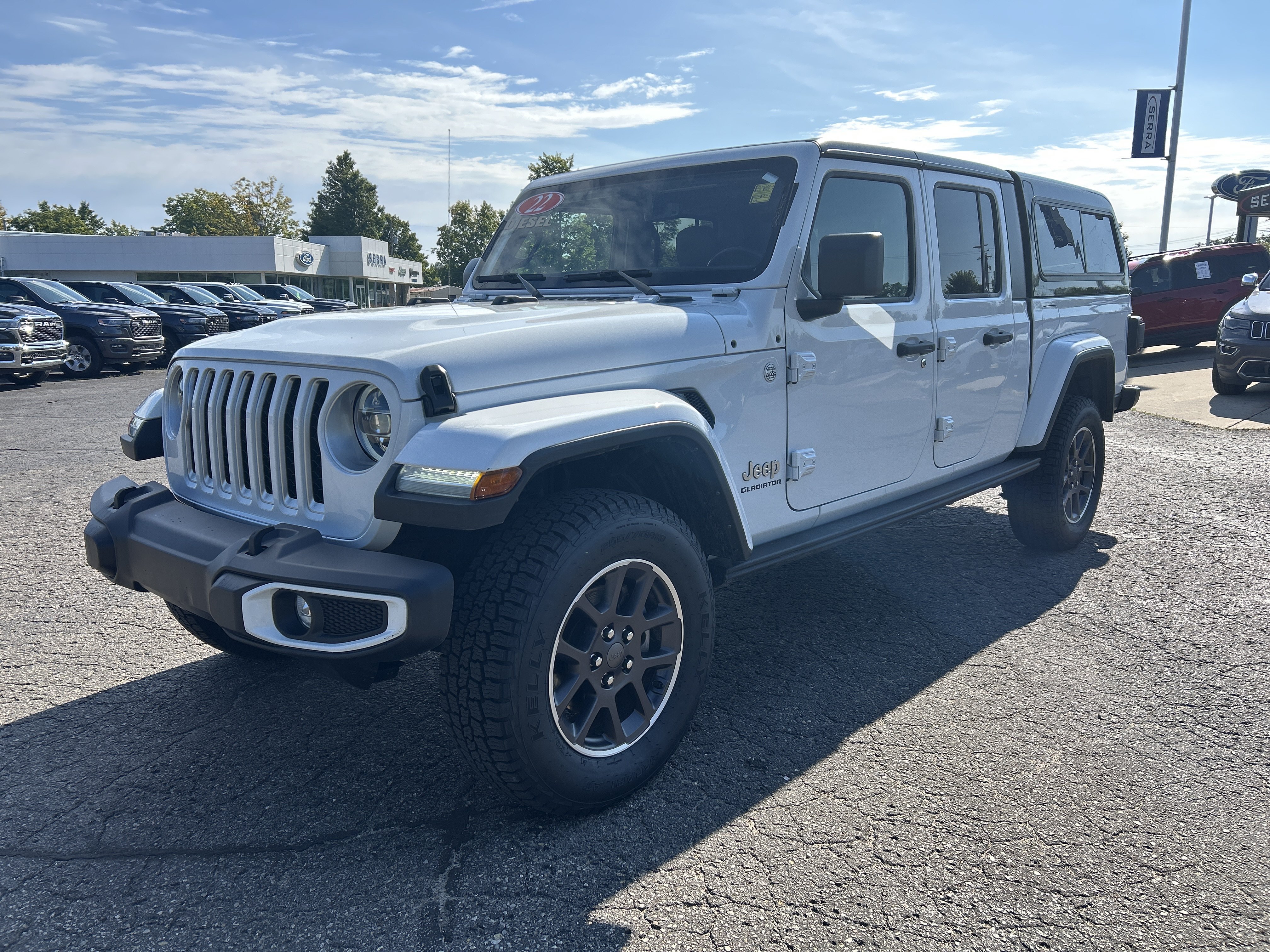 Used 2022 Jeep Gladiator Overland w/ Popular Equipment Package AWD/4WD image 7