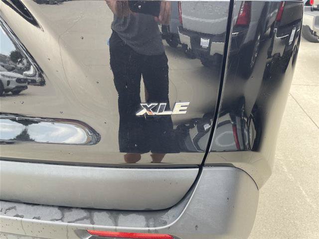 Used 2025 Toyota RAV4 XLE FWD image 36
