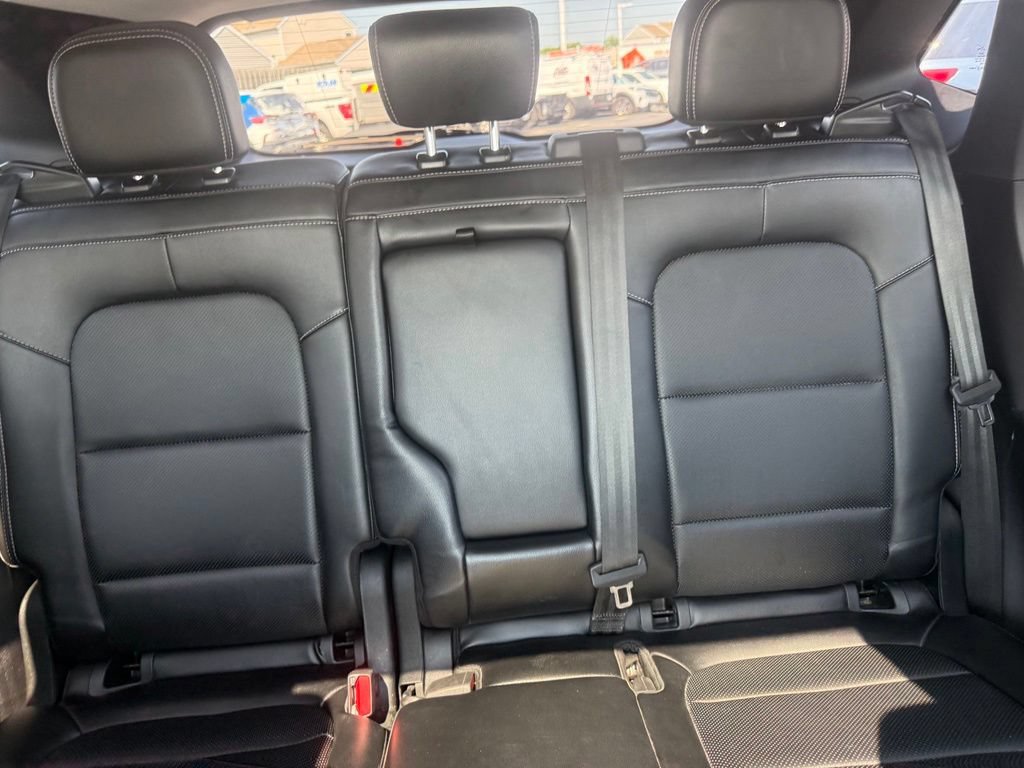 Certified 2022 Ford Escape SEL w/ Technology Package FWD image 33