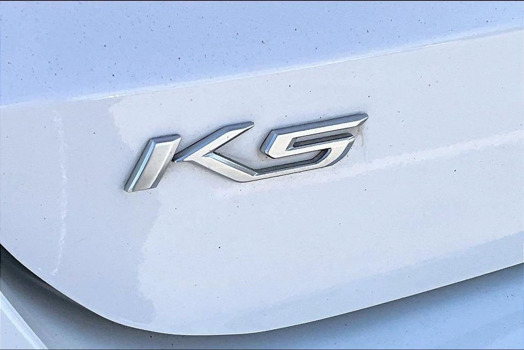 Used 2022 Kia K5 LXS FWD image 8