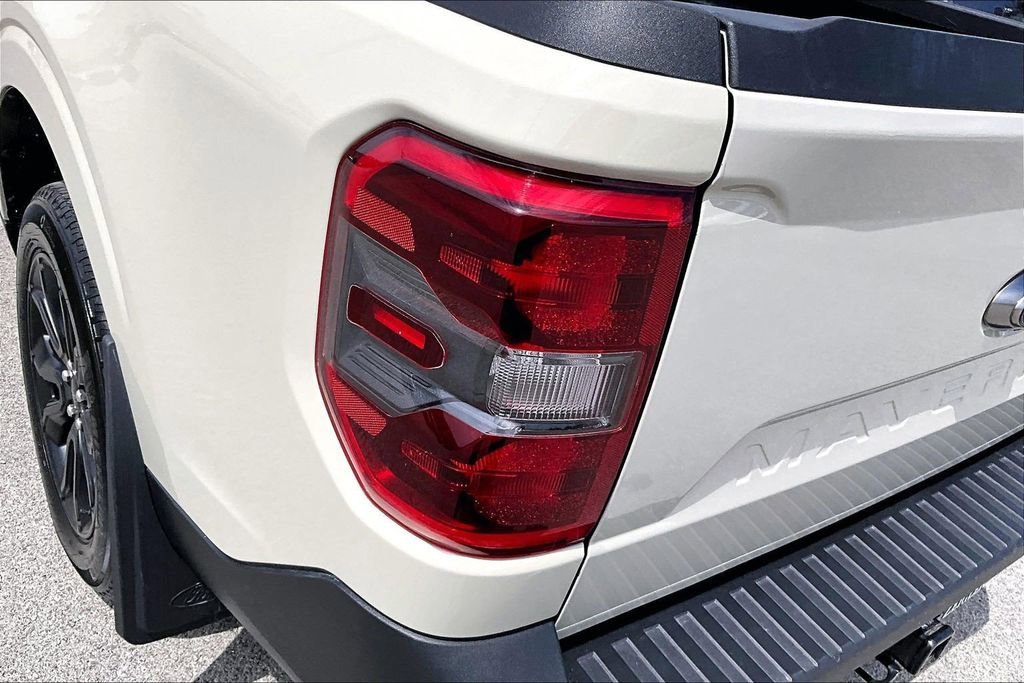 Certified 2024 Ford Maverick XLT w/ XLT Luxury Package AWD/4WD image 29