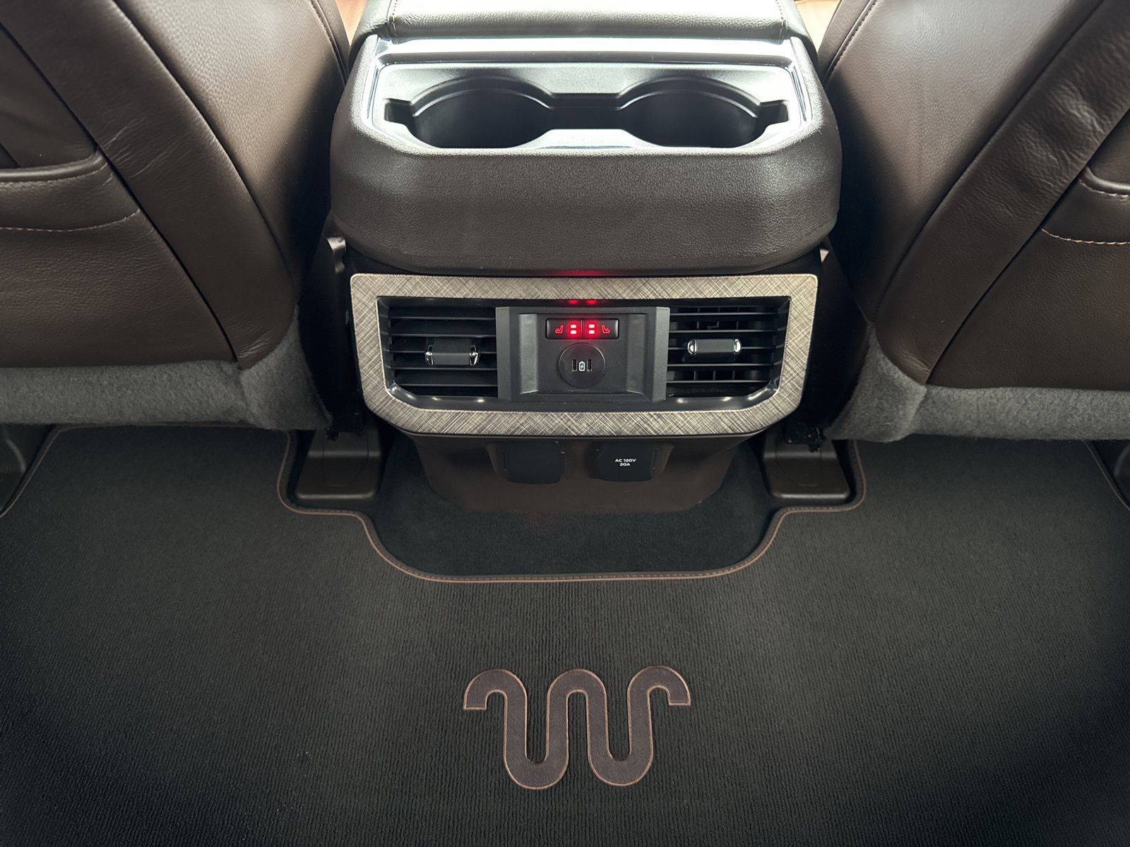 Certified 2024 Ford F350 King Ranch w/ Chrome Package image 34