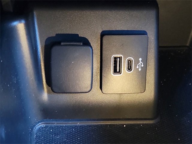 Certified 2025 Ford Explorer Platinum image 15