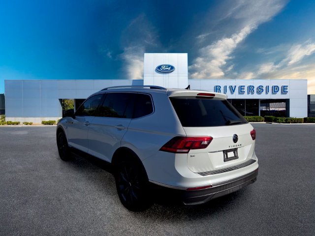 Used 2023 Volkswagen Tiguan SE FWD image 5