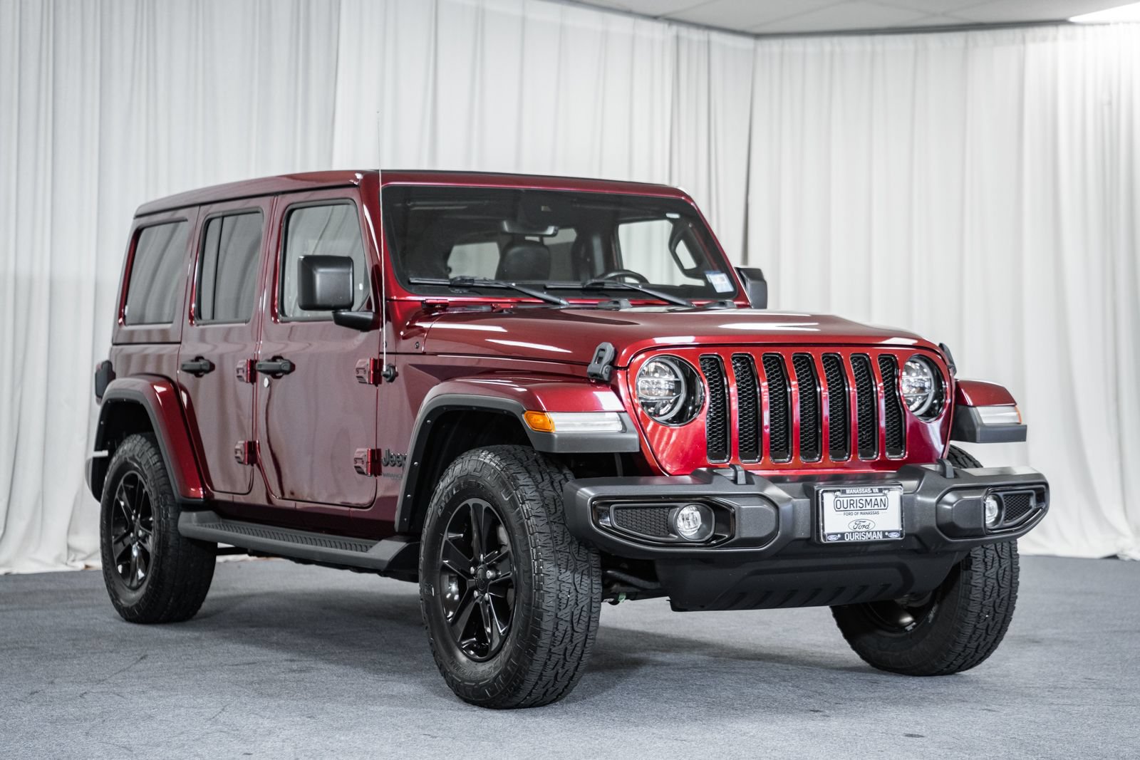 Used 2021 Jeep Wrangler Unlimited Sahara AWD/4WD image 1