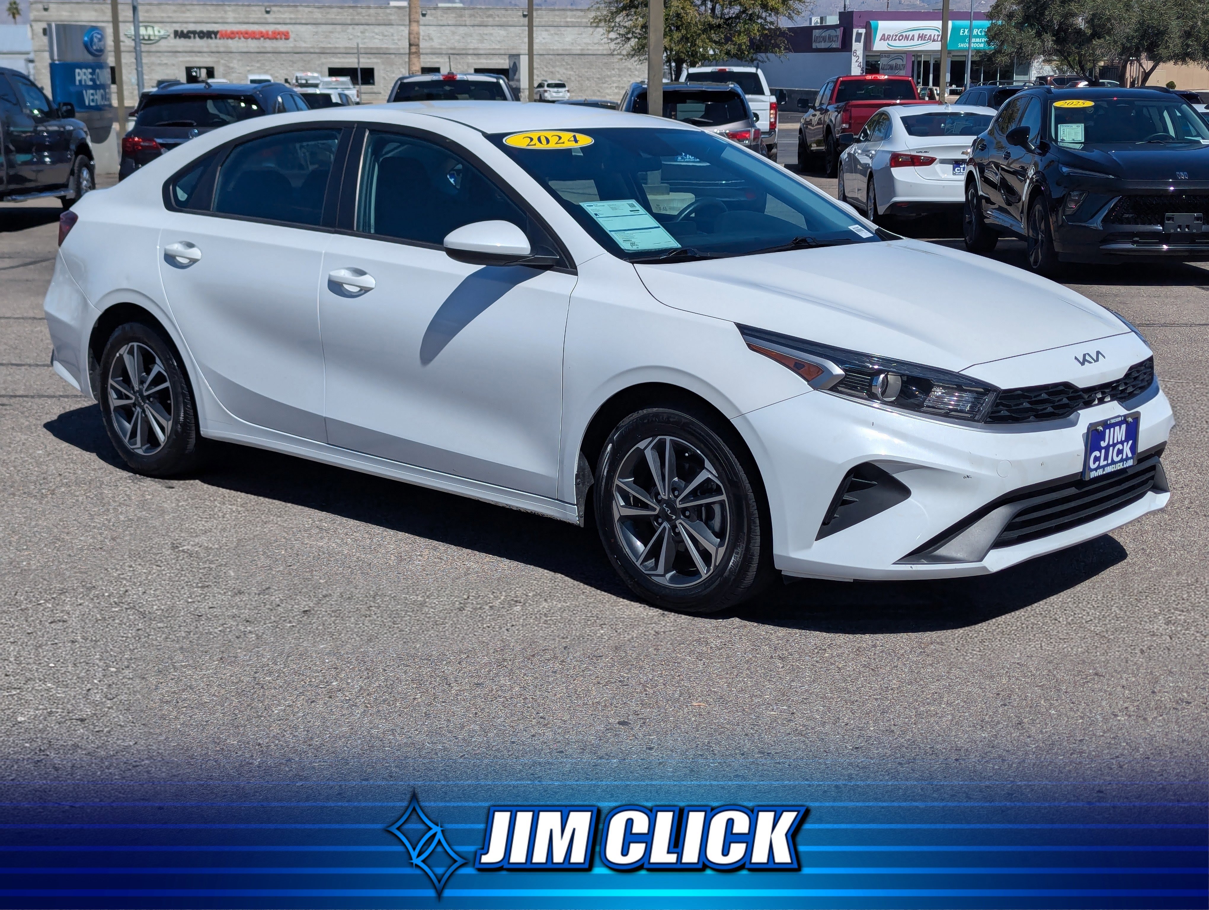 Used 2024 Kia Forte LXS image 5