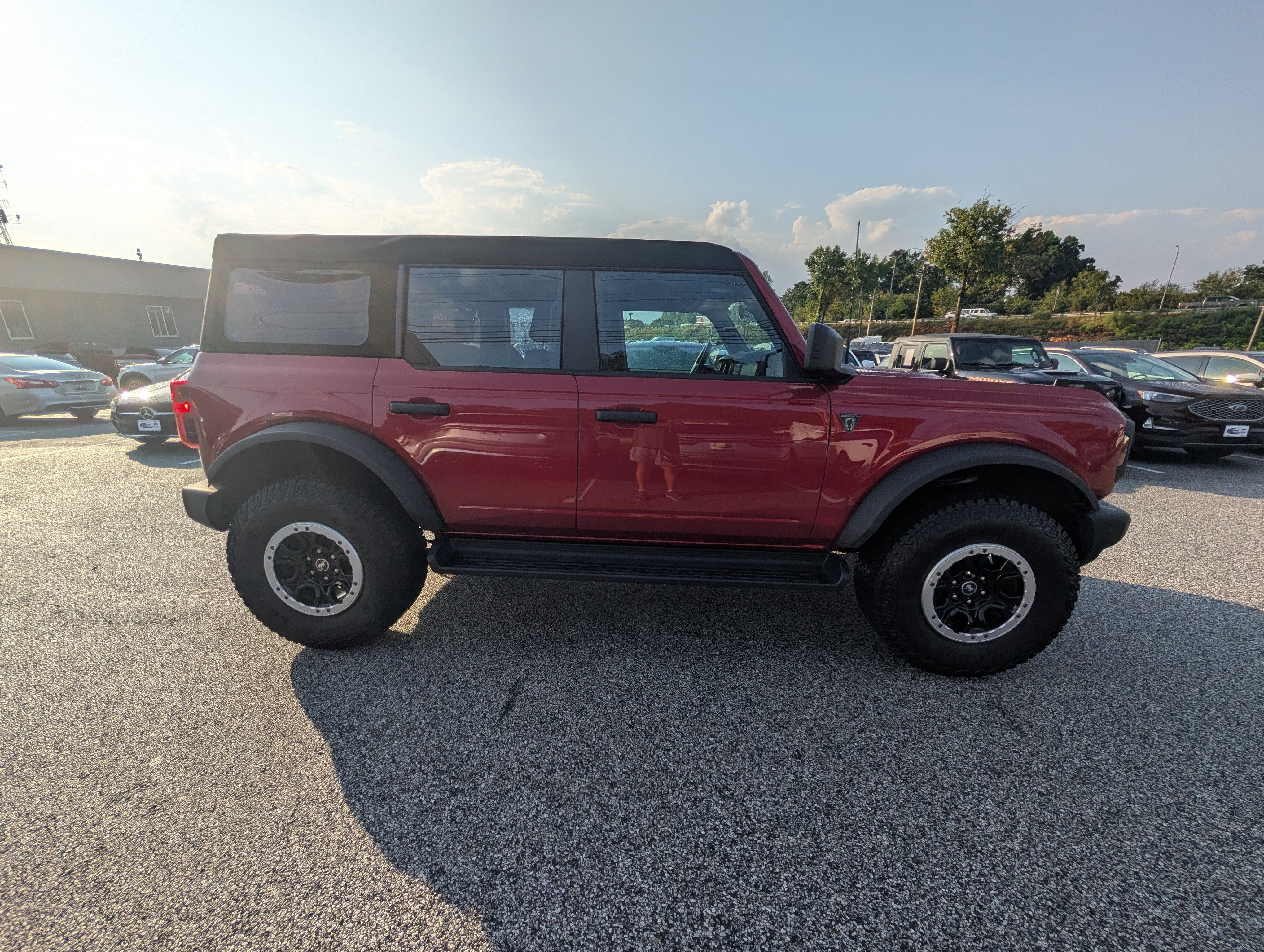 Certified 2025 Ford Bronco 4-Door w/ Sasquatch Package AWD/4WD image 8