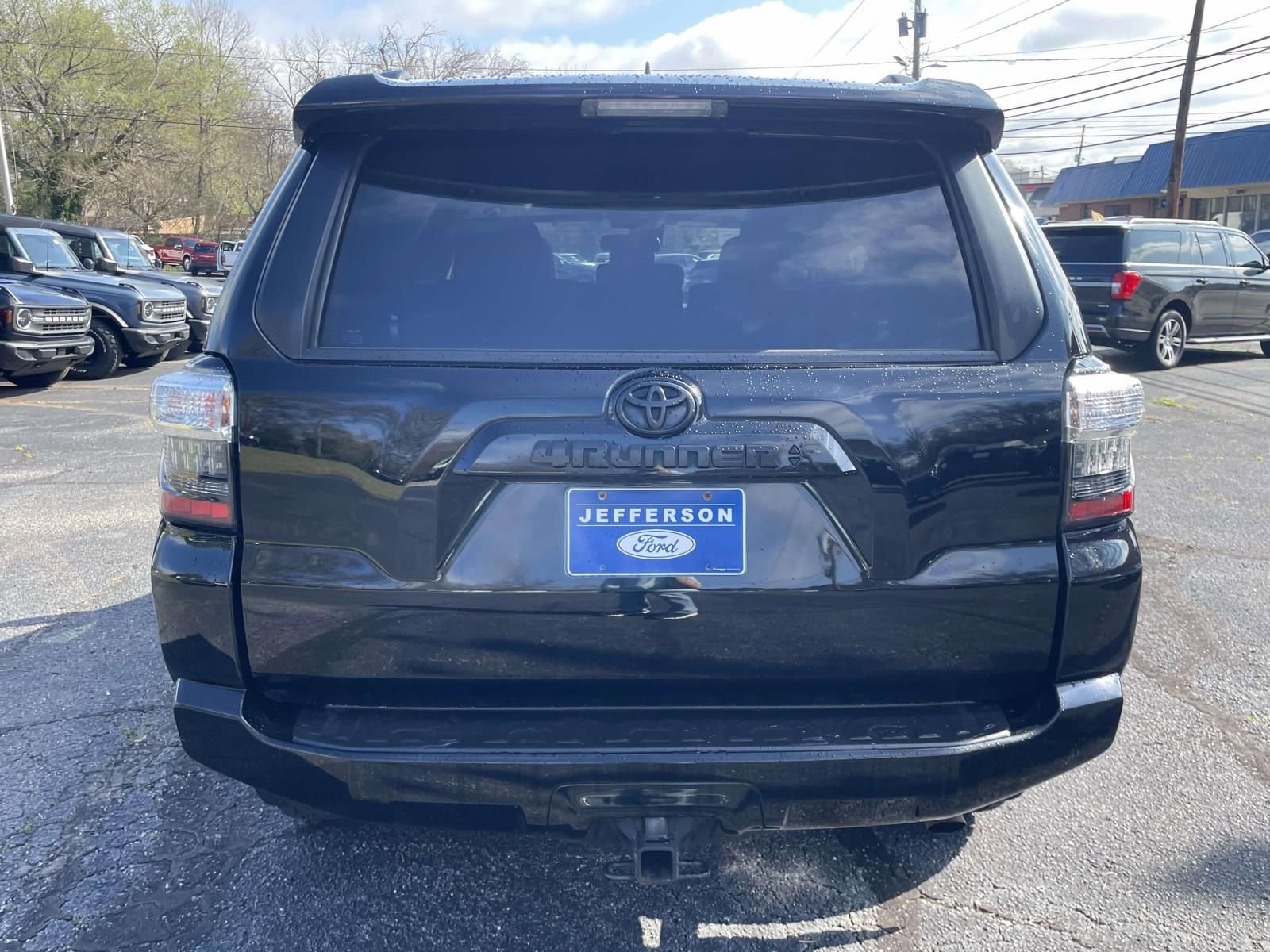 Used 2023 Toyota 4Runner SR5 Premium w/ Moonroof Package image 4