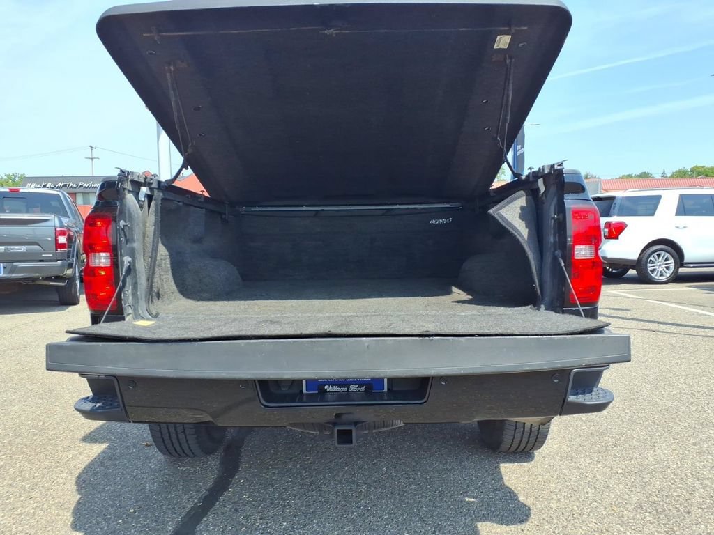 Used 2019 Chevrolet Silverado 1500 LT w/ All Star Edition AWD/4WD image 8