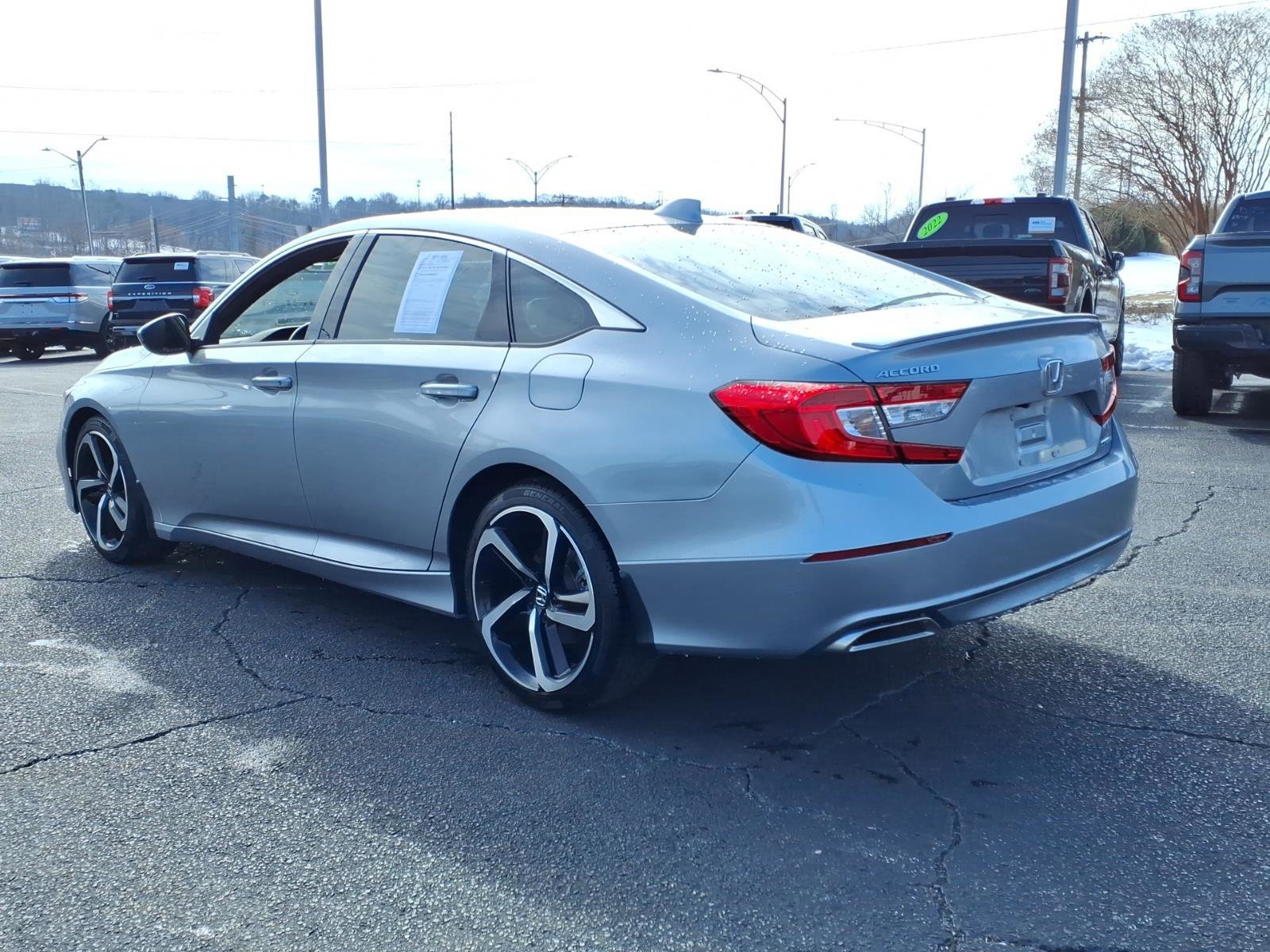 Used 2020 Honda Accord Sport image 3