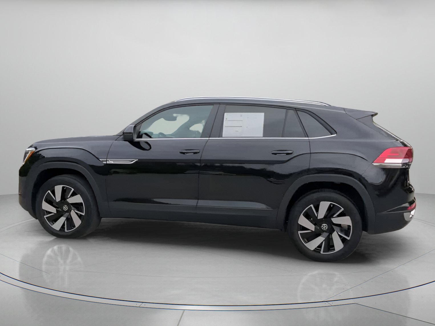 Used 2026 Volkswagen Atlas Cross Sport SE FWD image 17