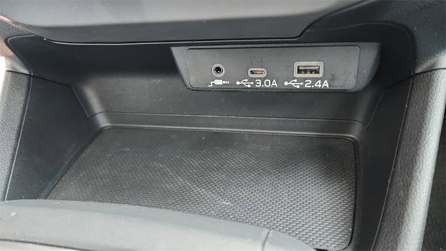 Used 2024 Subaru Crosstrek 2.0i Premium image 16